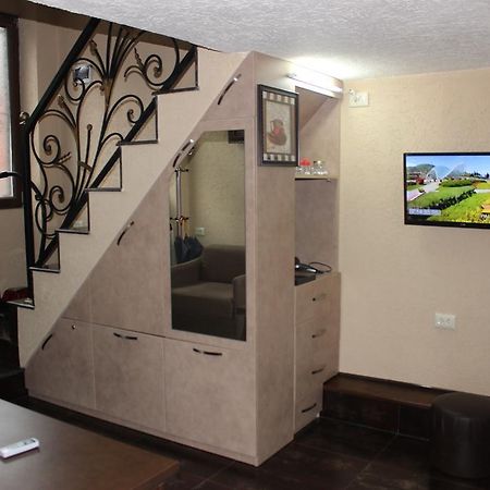 Apartment Anzi Batumi Cameră foto