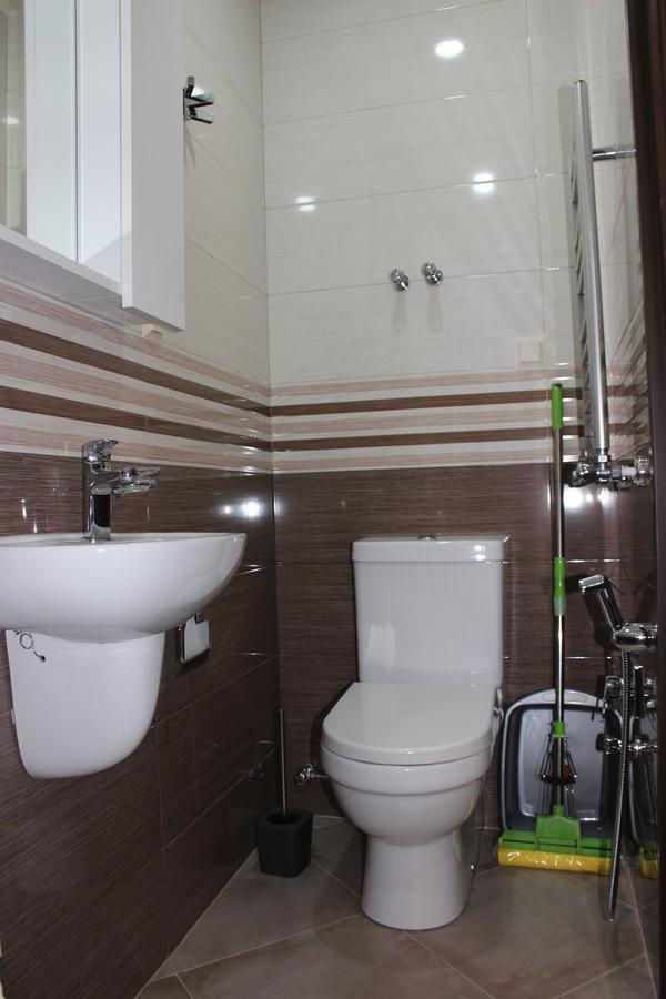 Apartment Anzi Batumi Exterior foto