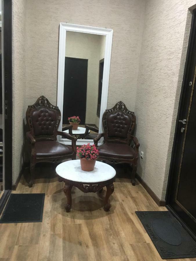 Apartment Anzi Batumi Exterior foto